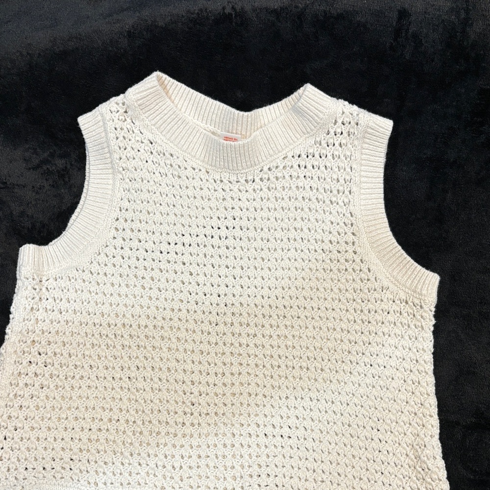 Cat & Jack Cream Sleeveless Knit Top